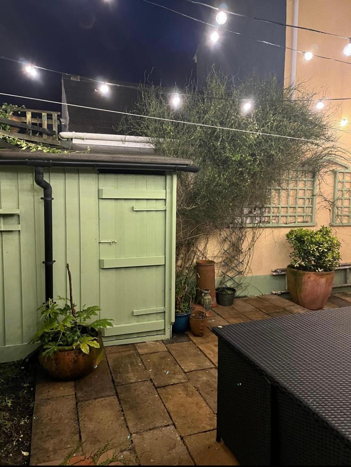 Honey Cottage Tenby Bagian luar foto